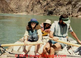 Mara Gieseke Laura Waterman Alan on the Colorado River in 1991 (C) Daniel Friedman
